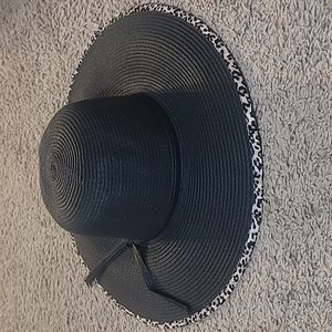 Floppy Hat Beach Hat Pool hat, Summer Hat NWOT